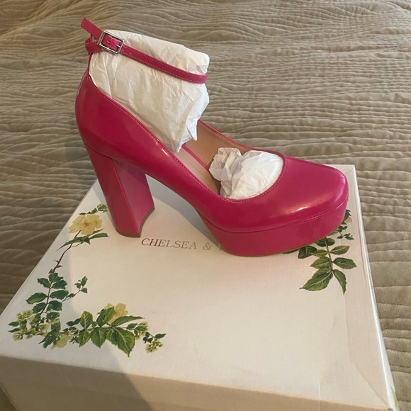 Chelsea & Violet brand new heels ✨ - Picture 3 of 5